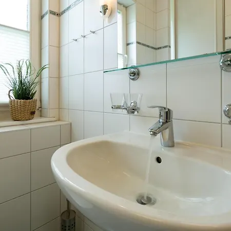 Apartman Ambienta - Wellenreiter Mit Strandkorb Am Binz